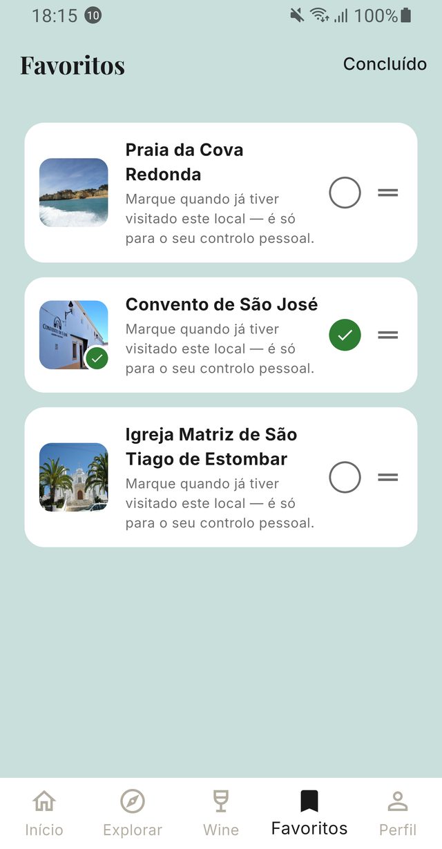 Ecrã Favoritos: três pontos de interesse de Lagoa guardados, um deles marcado como já visitado